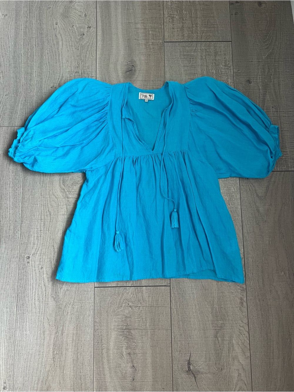 Millie Resort and Travel Women's Puff-Sleeve V-Neck Tunic in Bright Turquoise